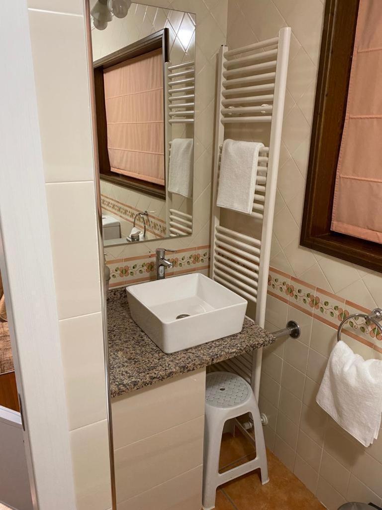 Casa Vale De Azibo Otel Macedo de Cavaleiros Dış mekan fotoğraf